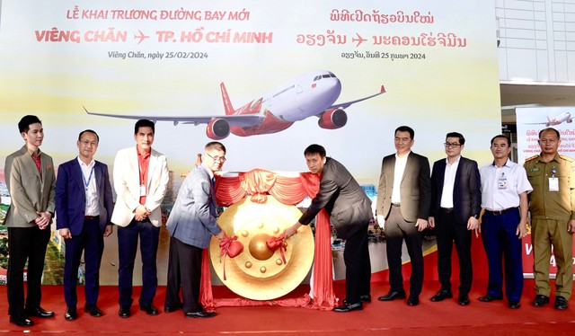 Năm mới rộn ràng, Vietjet khai trương đường bay mới tới Viêng Chăn (Lào) - Ảnh 1.