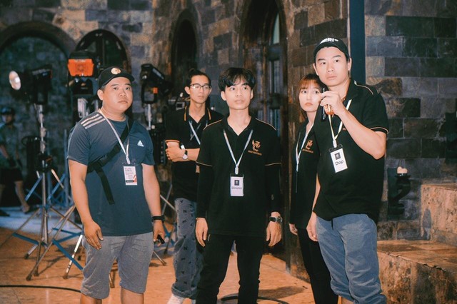 Đạo diễn Cang Nguyễn - người đứng sau MV Thiên Lý Ơi và Xoá Tên Anh Đi của Jack - Ảnh 3.