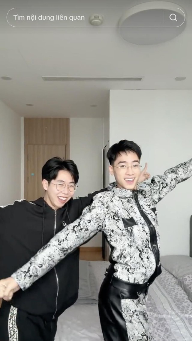 BigDaddy, JustaTee, Double 2T hợp tác tung MV ‘Về nhà ăn Tết 2’ khiến cư dân mạng dậy sóng - Ảnh 2. BigDaddy, JustaTee, Double 2T hợp tác tung MV ‘Về nhà ăn Tết 2’ khiến cư dân mạng dậy sóng - Ảnh 2.