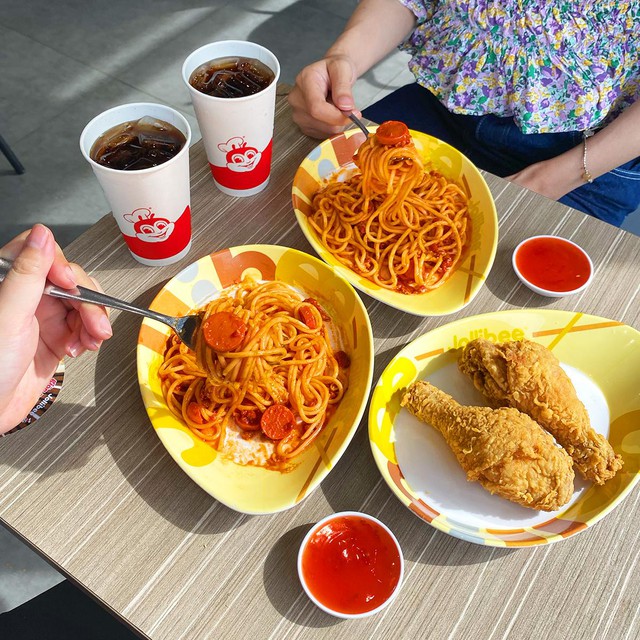 Tháng 3, Jollibee tinh tế tung combo dịu kha chỉ 99.000 đồng - Ảnh 2.