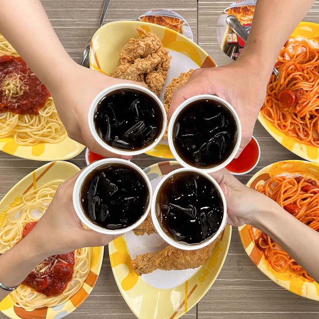 Tháng 3, Jollibee tinh tế tung combo dịu kha chỉ 99.000 đồng - Ảnh 3.