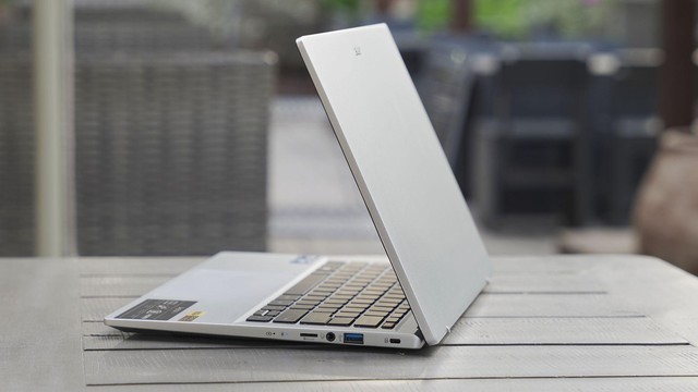 Acer Swift Go 14 AI: laptop văn phòng mỏng nhẹ được ưa chuộng năm 2024 - Ảnh 1.