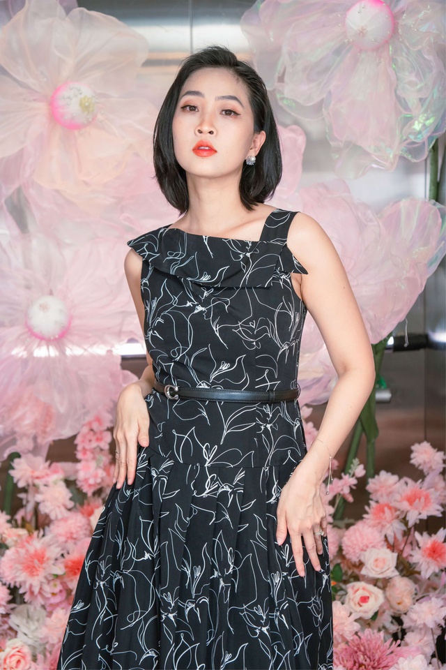 Hoa hậu Khánh Vân, Á hậu Chế Nguyễn Quỳnh Châu khiến tín đồ thời trang phát sốt khi hóa thân thành quý cô công sở kiểu mới của IVY moda - Ảnh 4.