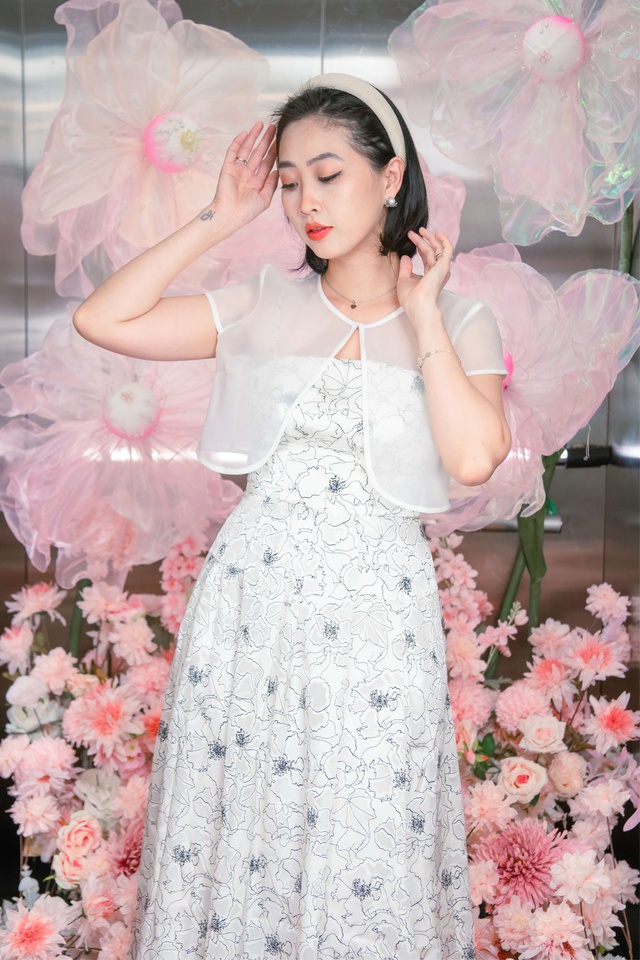 Hoa hậu Khánh Vân, Á hậu Chế Nguyễn Quỳnh Châu khiến tín đồ thời trang phát sốt khi hóa thân thành quý cô công sở kiểu mới của IVY moda - Ảnh 5.