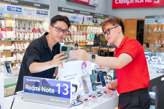 CellphoneS mở bán smartphone cao cấp Xiaomi 14, với hơn 300 khách hàng đặt trước - Ảnh 2.