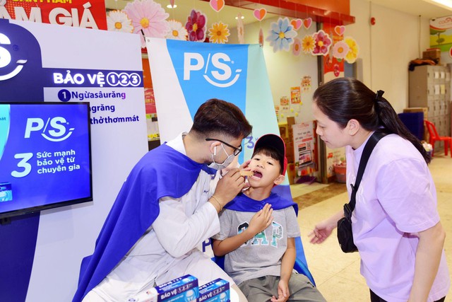“Siêu nhân bảo vệ nụ cười” P/S bất ngờ xuất hiện tại 35 siêu thị Co.opmart trên cả nước - Ảnh 3.