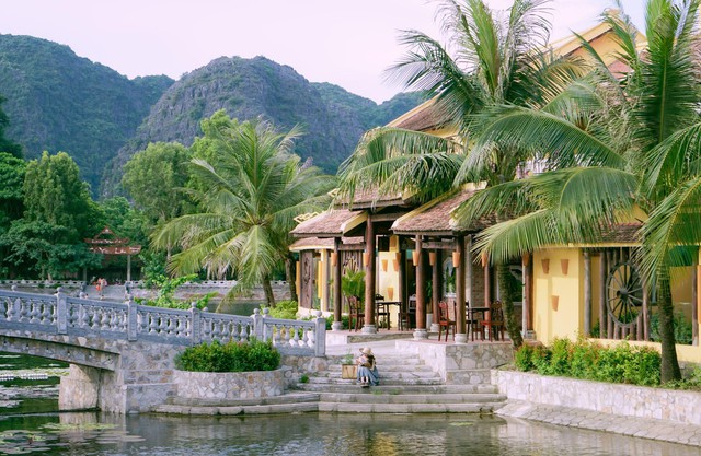 Trải nghiệm một ngày tại Biệt phủ xứ Kinh Kỳ mang tên Emeralda Resort Tam Cốc - Ảnh 2.