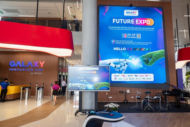 Dạo chơi Future Expo, một ngày trải nghiệm đủ mọi thứ hay ho của cả Google, Samsung và loạt ông lớn công nghệ khác! - Ảnh 1.