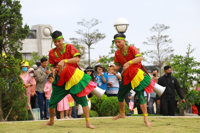 Nghỉ lễ 30/4: Núi Bà Đen thành thiên đường trốn nóng và khám phá đặc sắc văn hoá bản địa - Ảnh 5.