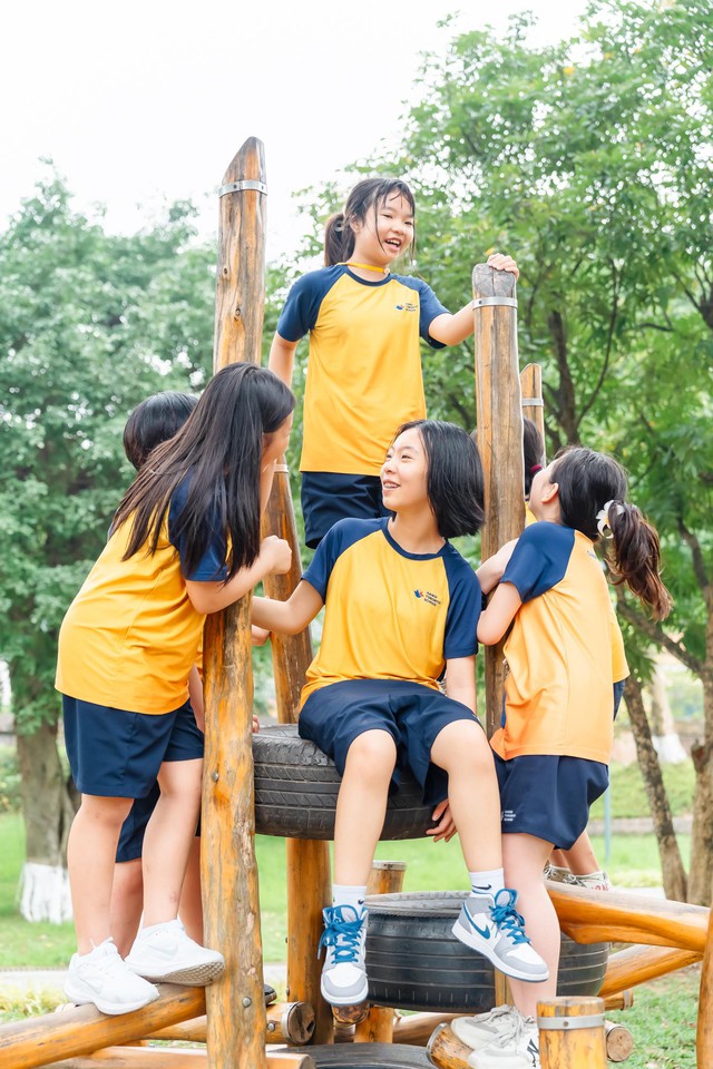 Học bổng trọn đời của trường H&agrave; Nội Toronto - Nơi đ&aacute;nh thức niềm đam m&ecirc; kiến thức thuần t&uacute;y - Ảnh 4.