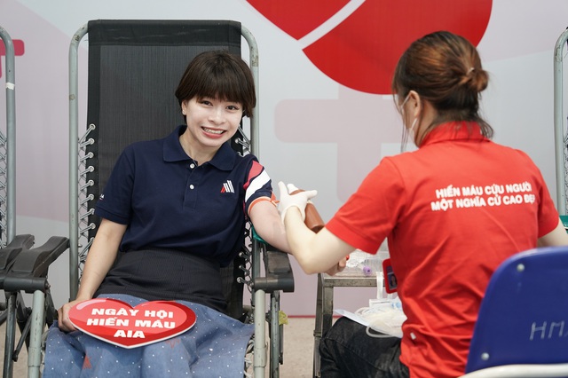 Gần 200 thành viên AIA Việt Nam tham gia hiến máu nhân đạo - Ảnh 6.