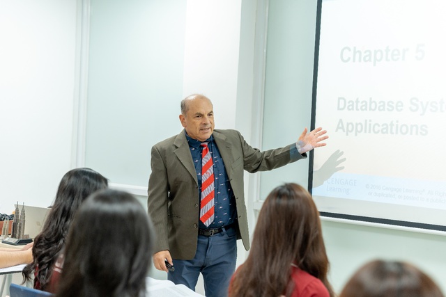 Nâng cao cơ hội thăng tiến với chương trình MBA Đại học Mở Malaysia - Ảnh 2.
