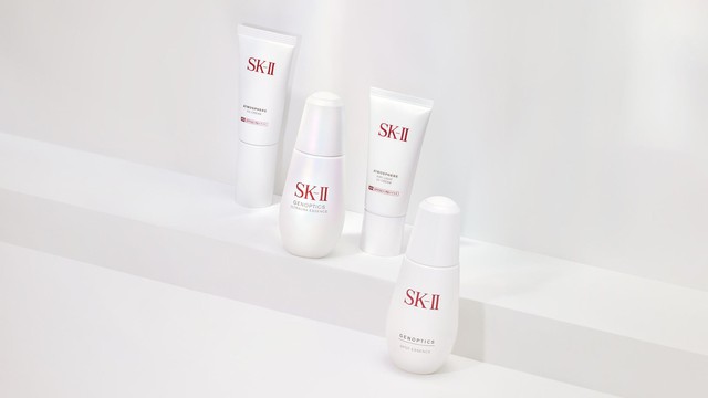 Sở hữu làn da trong suốt tựa pha lê cùng bộ đôi dưỡng sáng cao cấp SK-II - Ảnh 3.