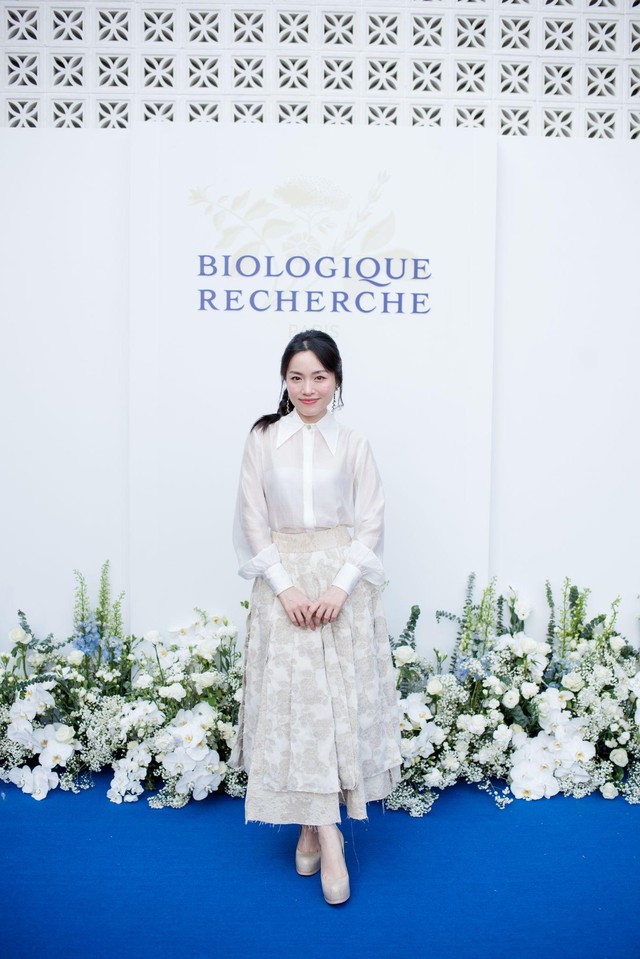 Á hậu Dương Tú Anh, Tường San cùng loạt beauty blogger dự lễ ra mắt thương hiệu mỹ phẩm cao cấp Biologique Recherche - Ảnh 6.