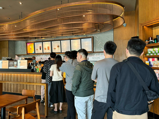 Cà phê muối phiên bản Starbucks chính thức được ra mắt, liệu hương vị có chuẩn gu Gen Z? - Ảnh 2.