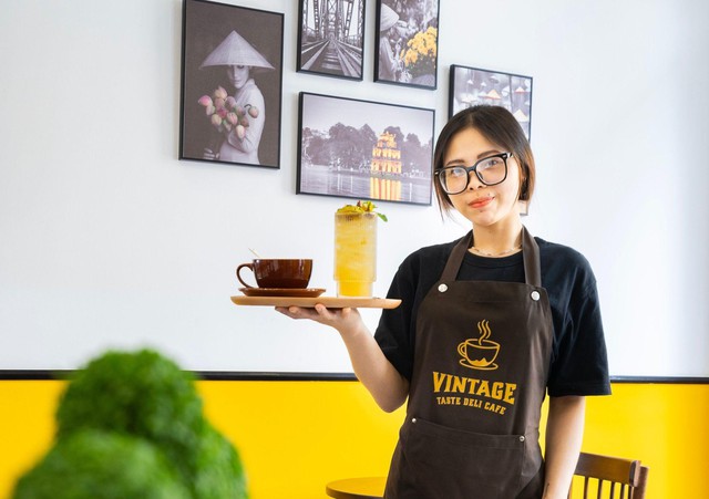 Vintage Taste Deli Cafe: Không gian vintage độc đáo và hương vị đồ uống ‘siêu mê’ thu hút giới trẻ - Ảnh 4.
