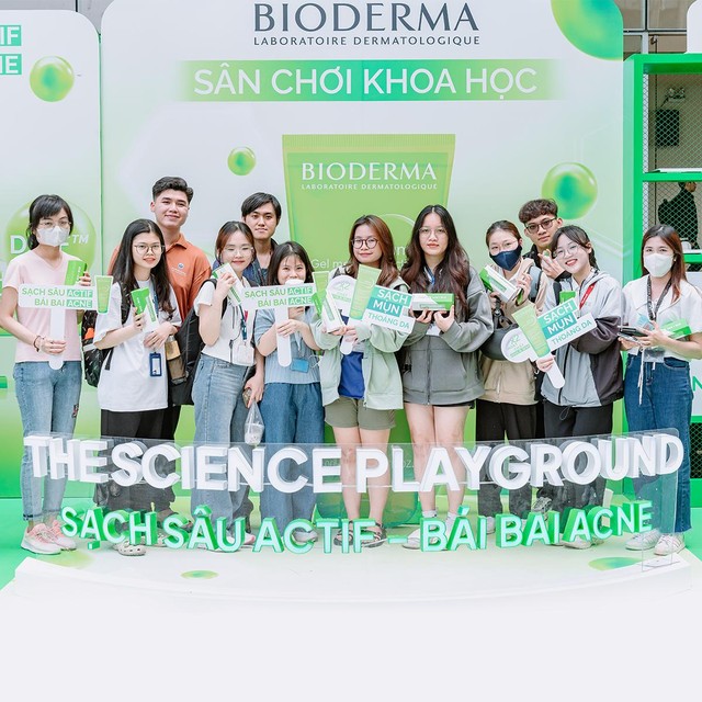 BIODERMA lần đầu đưa “Sân chơi khoa học” đến các trường đại học danh tiếng tại TP. Hồ Chí Minh - Ảnh 1.