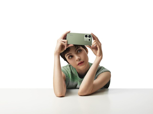 Nâng tầm phong cách thời trang cùng Redmi Note 13 Pro 5G Xanh Olive - Ảnh 2.
