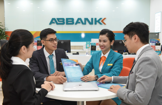 Nhiều ưu đãi dành cho khách hàng ABBANK nhân sinh nhật 31 năm - Ảnh 1.