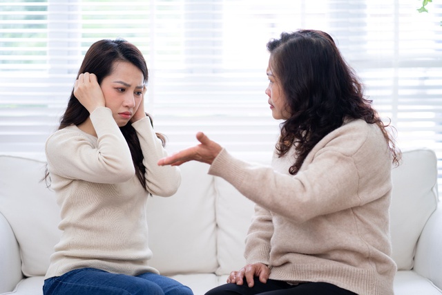 “Cái cớ” để những trái tim chung nhà thêm xa - Ảnh 1.