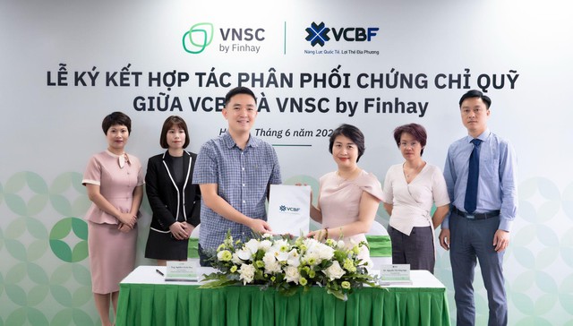 Nền tảng VNSC by Finhay chính thức phân phối quỹ mở từ VCBF - Ảnh 1.