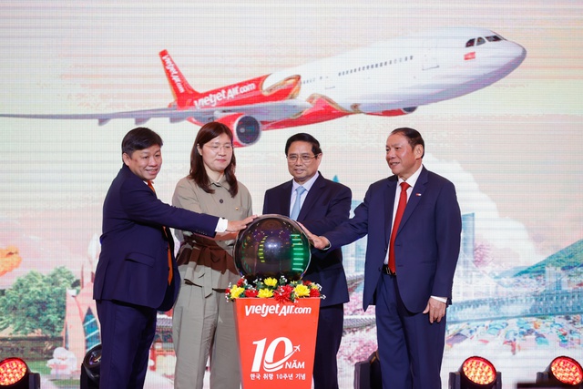 Hành trình 10 năm kết nối Việt Nam - Hàn Quốc của Vietjet, công bố đường bay mới Daegu - Nha Trang - Ảnh 2.