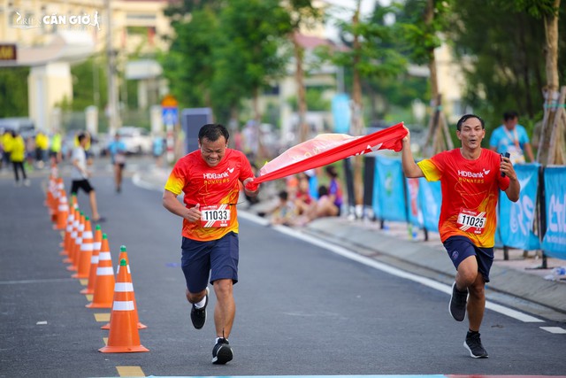 “Đường đua xanh” Green Cần Giờ Marathon HDBank 2024 độc đáo với nhiều hoạt động vì cộng đồng - Ảnh 4.