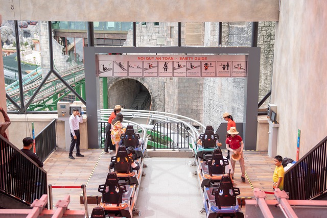 Sun World Ba Na Hills đưa vào vận hành máng trượt siêu tốc ở độ cao 1487m - Ảnh 2.