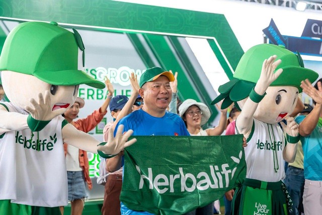 Cùng chạy với Herbalife tại Vnexpress Marathon Nha Trang 2024 - Ảnh 3.