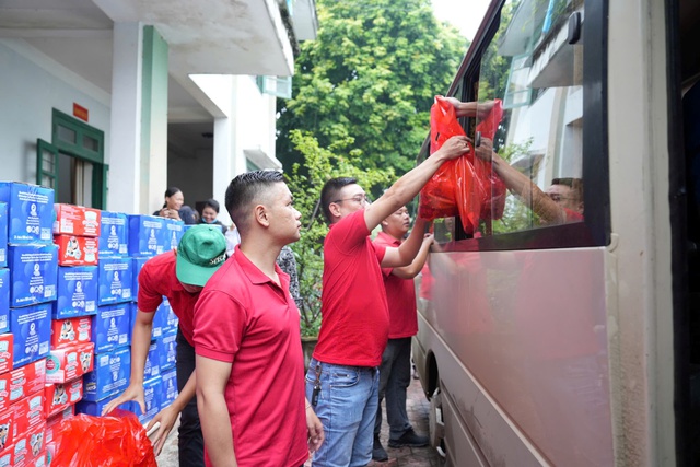 SABECO đồng hành cùng TƯ Đoàn hỗ trợ các tỉnh phía Bắc khắc phục sau bão Yagi- Ảnh 4.