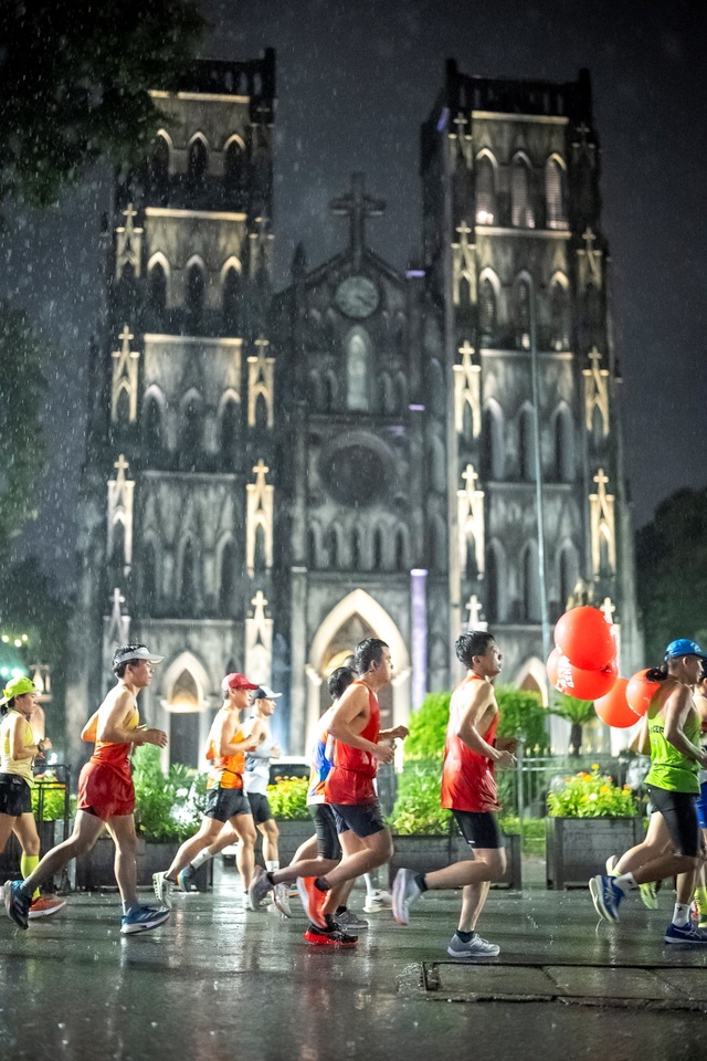 Giải Marathon Quốc Tế Hà Nội Techcombank mùa thứ 3: Hành trình của tinh thần thể thao kiên định, mạnh mẽ - Ảnh 3.