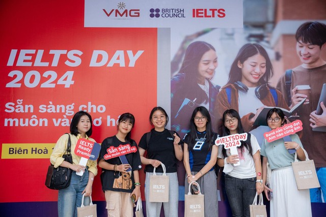 Hành trình xuyên Việt đầy ý nghĩa của IELTS Day 2024 - Ảnh 1.