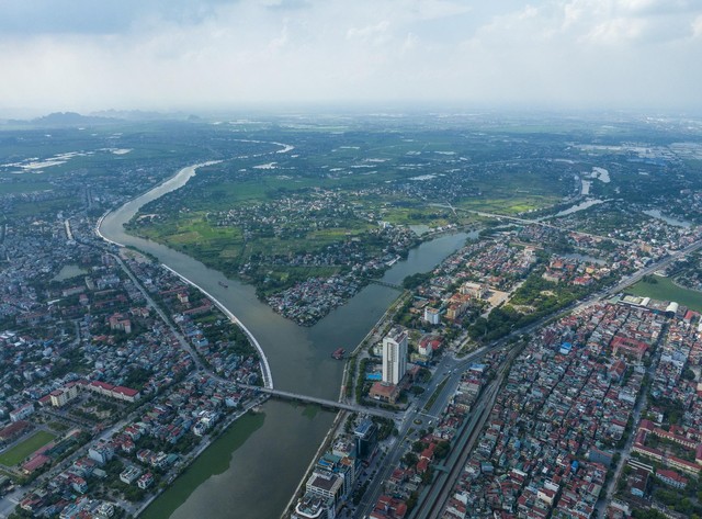 TS Nguyễn Văn Đính: Hà Nam là lựa chọn sống xứng tầm, xứng đáng, chất lượng và dịch vụ cao cấp - Ảnh 1.