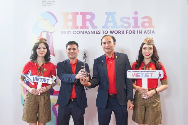Không khí rộn ràng có 1-0-2 tại ngày hội tuyển dụng lớn nhất Vietjet năm 2024 - Ảnh 16.