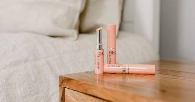 Hội làm đẹp công sở đừng bỏ qua 5 sản phẩm khỏe trong đẹp ngoài từ DHC - Ảnh 3.