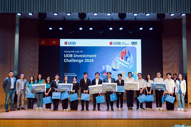 Đội Greenstone lên ngôi quán quân UOB Investment Challenge 2024: Chiến lược đầu tư xuất sắc dẫn đầu cuộc đua kịch tính - Ảnh 2.