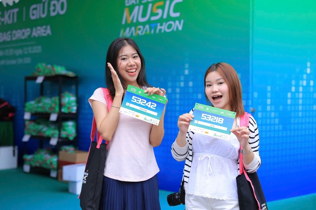 12.000 runner đổ về Đồng Tháp hòa nhịp thể thao, âm nhạc và sắc sen hồng- Ảnh 2.