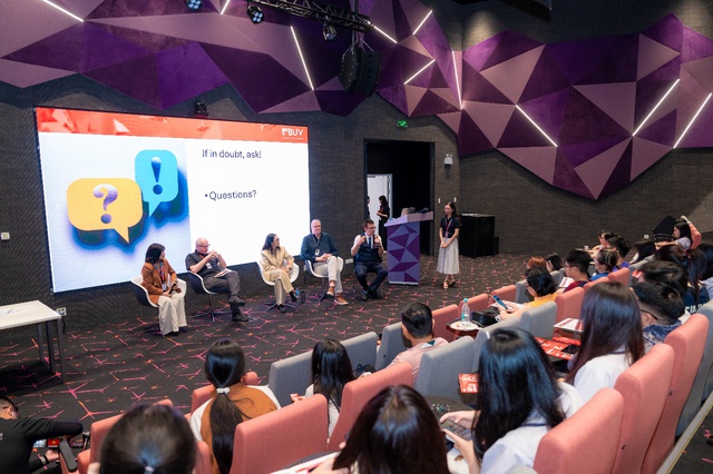 BUV đưa chuẩn mực "Vàng" từ 200 năm giáo dục Manchester về Việt Nam- Ảnh 2.