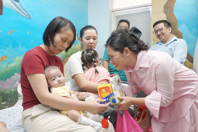 Hành trình chia sẻ yêu thương của Vinimex Group và chương trình Vết Sẹo Cuộc Đời- Ảnh 2.