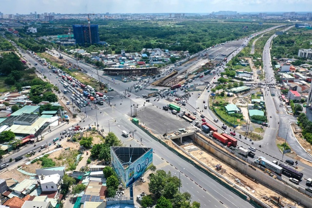 Hạ tầng “tỷ đô” dần về đích, bất động sản khu Đông TP.HCM trước “cơn sóng” mới - Ảnh 1. Hạ tầng “tỷ đô” dần về đích, bất động sản khu Đông TP.HCM trước “cơn sóng” mới - Ảnh 1.