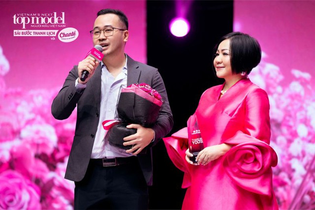 "Sải bước thanh lịch với Chanté" - Đêm chung kết Vietnam’s Next Top Model 2025 bùng nổ- Ảnh 4.