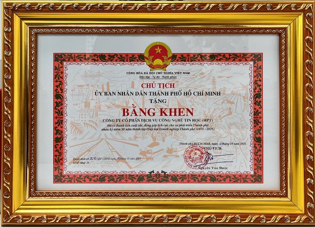 HPT được vinh danh “Doanh nghiệp tiêu biểu TP.HCM” 2025, sẵn sàng bứt phá cùng “A²” tại HPT D-DAY 2025- Ảnh 1.