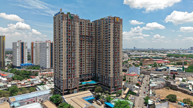 Phú Đông Group đồng hành cùng người lao động xây dựng tổ ấm vừa túi tiền - Ảnh 2. Phú Đông Group đồng hành cùng người lao động xây dựng tổ ấm vừa túi tiền - Ảnh 2.
