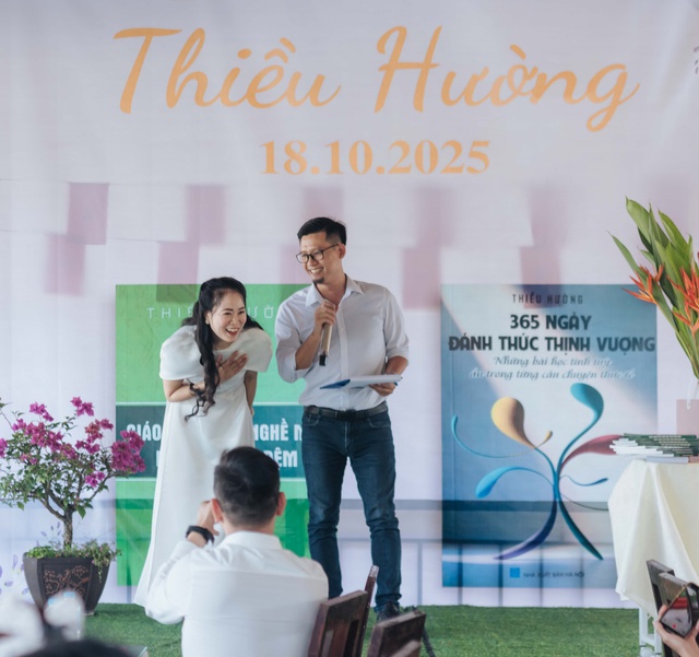 Doanh nhân Thiều Hường ra mắt hai cuốn sách lan tỏa tri thức nghề và tư duy thịnh vượng- Ảnh 1.