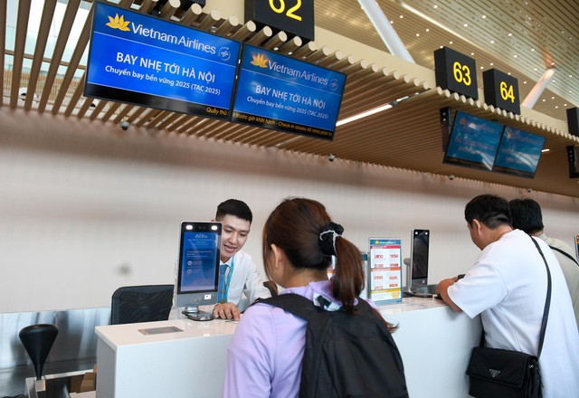 “Bay nhẹ tới Hà Nội”: Kết nối vẻ đẹp mùa thu Thủ đô với thông điệp xanh cùng Vietnam Airlines- Ảnh 3.