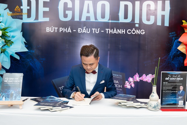 Lotus Institute ra mắt sách “Tôi sinh ra để giao dịch”- Ảnh 2.