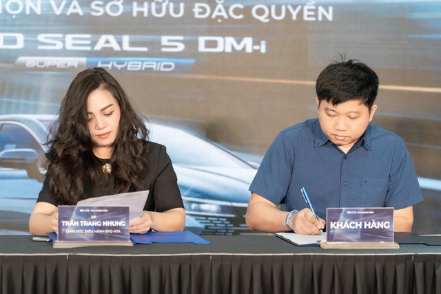 BYD HTA Hoàn Kiếm khai trương – BYD Seal 5 DM-i ra mắt, mở kỷ nguyên mới- Ảnh 2.