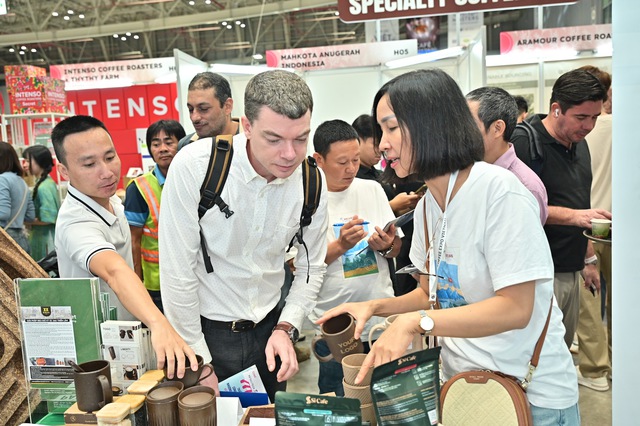 Vật liệu sinh học từ phụ phẩm nông nghiệp gây chú ý tại Vietnam Coffee Expo 2025- Ảnh 4.