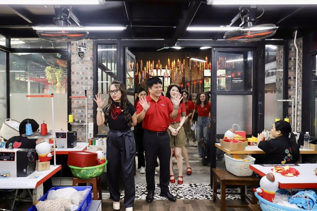 Trung thu 2025 – Cùng Vietjet lan toả yêu thương, phá cỗ trông trăng khắp muôn phương- Ảnh 6.