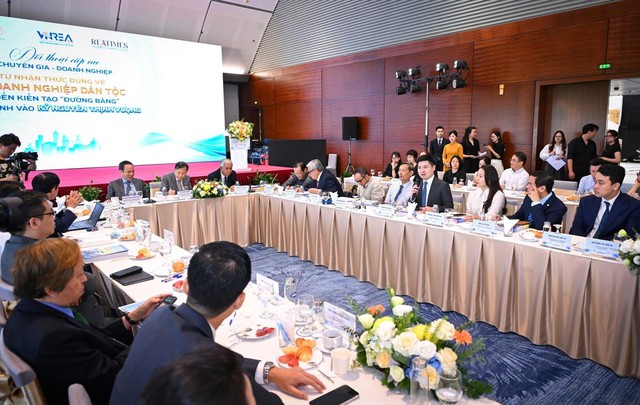 T&T Group của Bầu Hiển được vinh danh Top các doanh nghiệp tư nhân tiêu biểu- Ảnh 1.